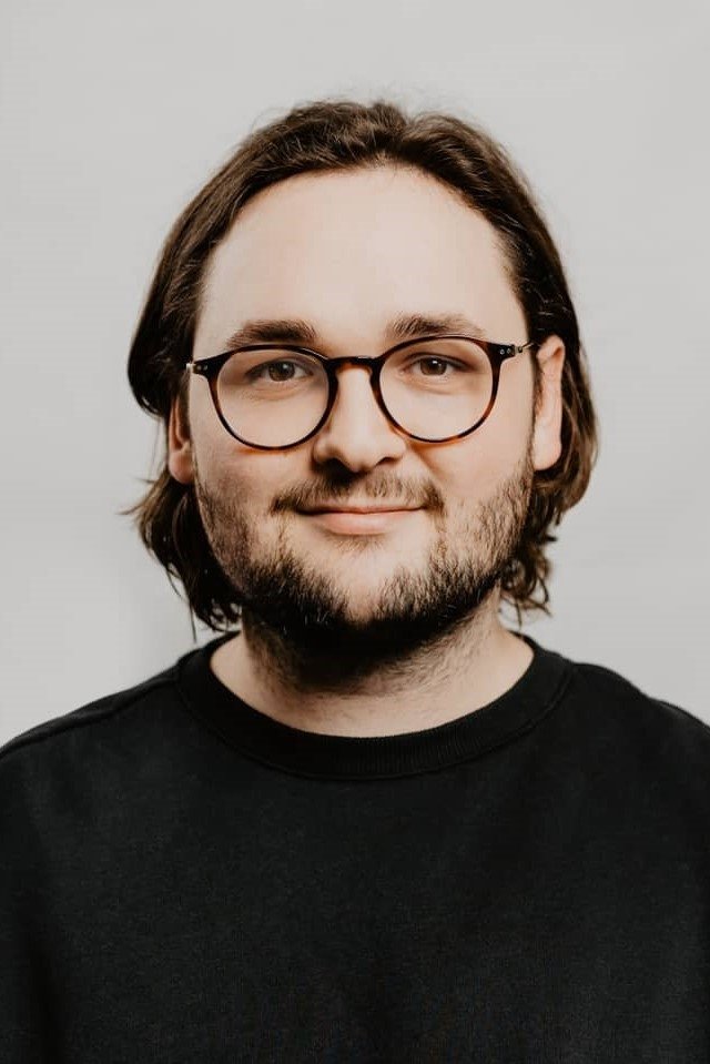 Florian Ecker | Director