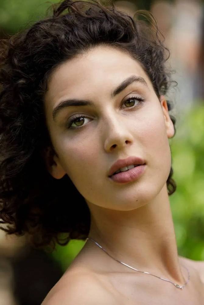 et billede af Gena Miller