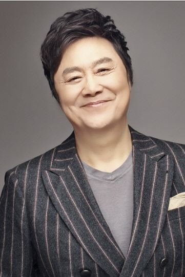 et billede af Nam Jin