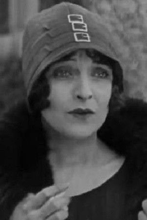 et billede af Julie Leonard