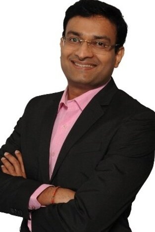 Prasanth Nair's picture in the cast