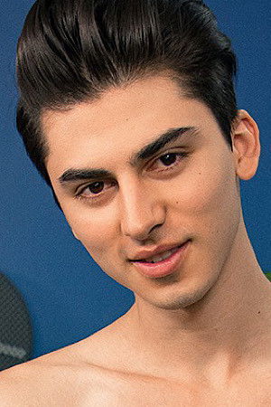 et billede af Alex Aria