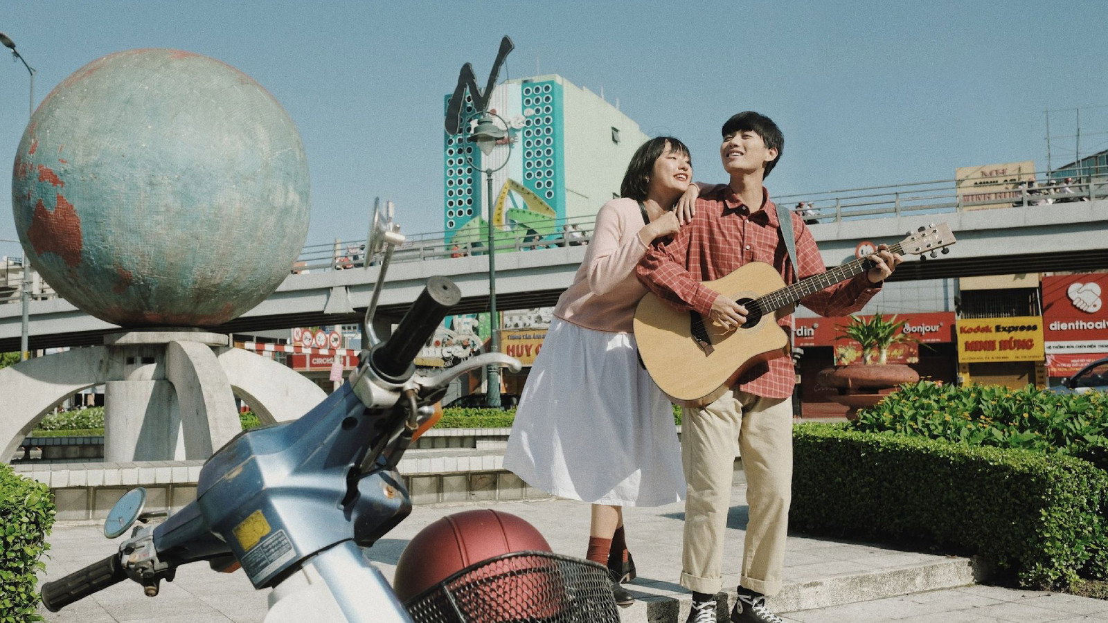 Sài Gòn Trong Cơn Mưa