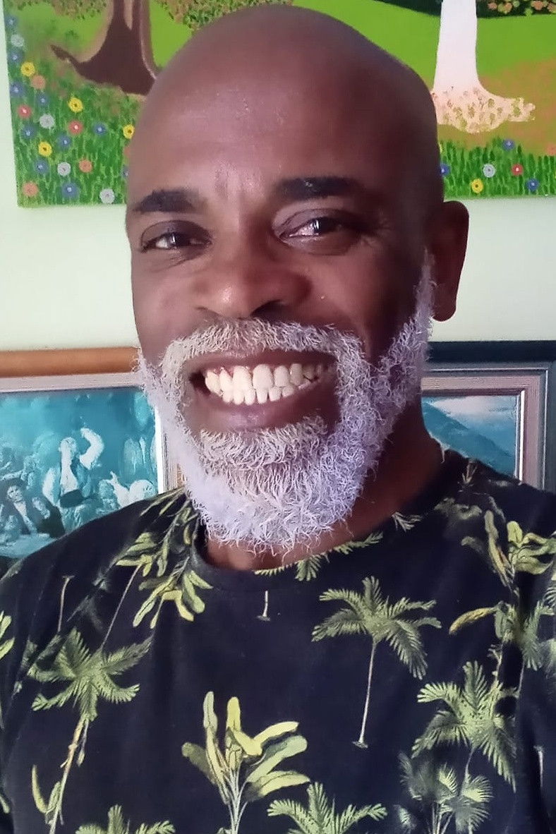 et billede af Elidio Netto