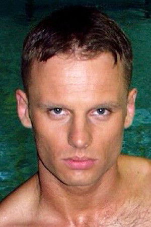 et billede af Denzel Rossovich