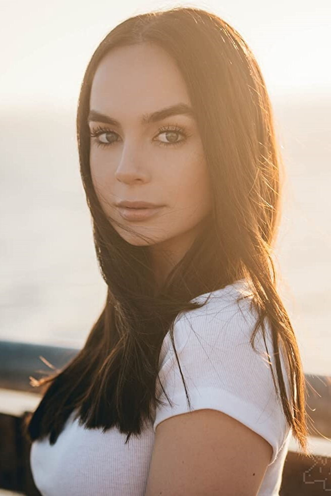 et billede af Samantha Hunter Ogan