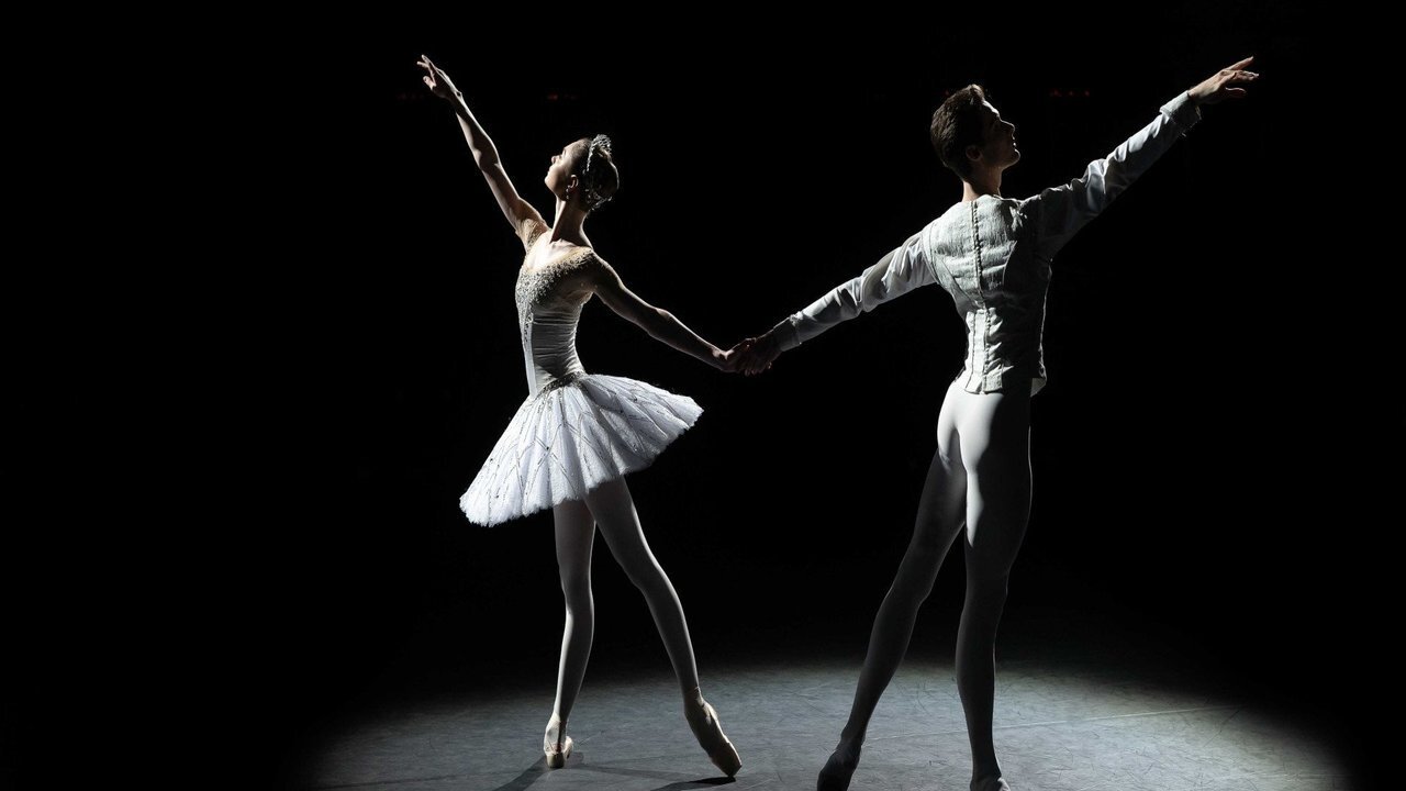 Bolshoi Ballet: Jewels (2022)