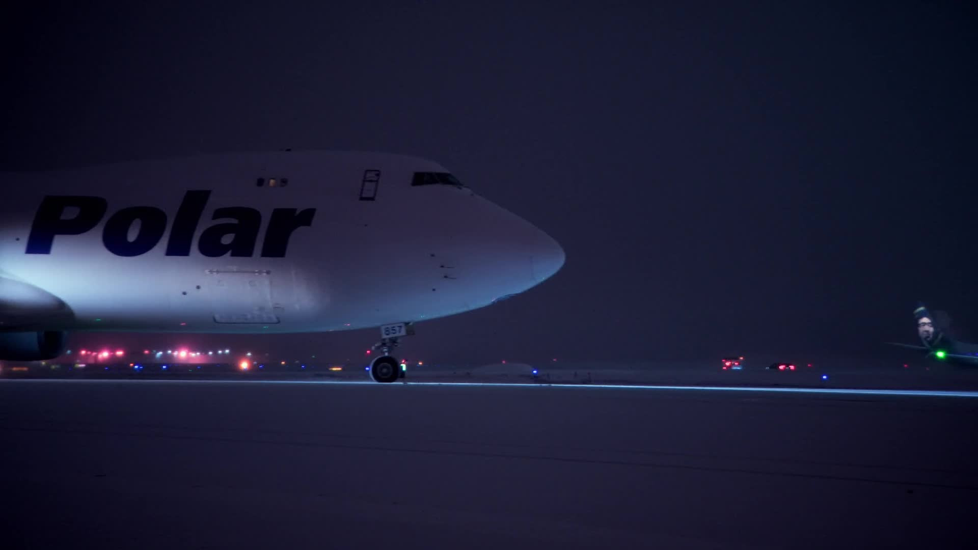 Ice Airport Alaska S03E01 backdrop