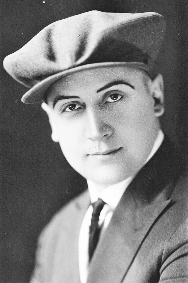 et billede af Harold Miller