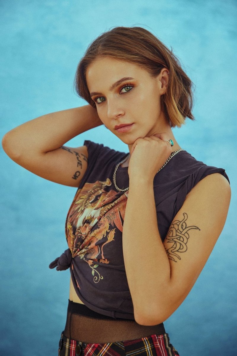 et billede af Mila Furst