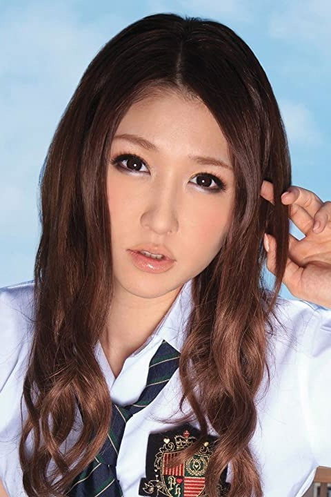 et billede af Mona Takei