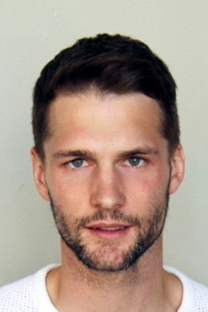 et billede af Tommy Wood