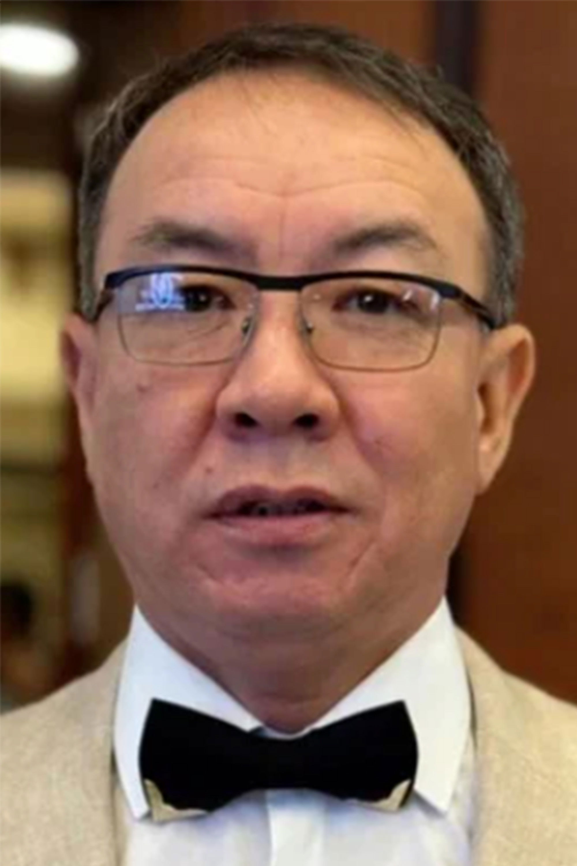 et billede af Adilzhan Shombalov