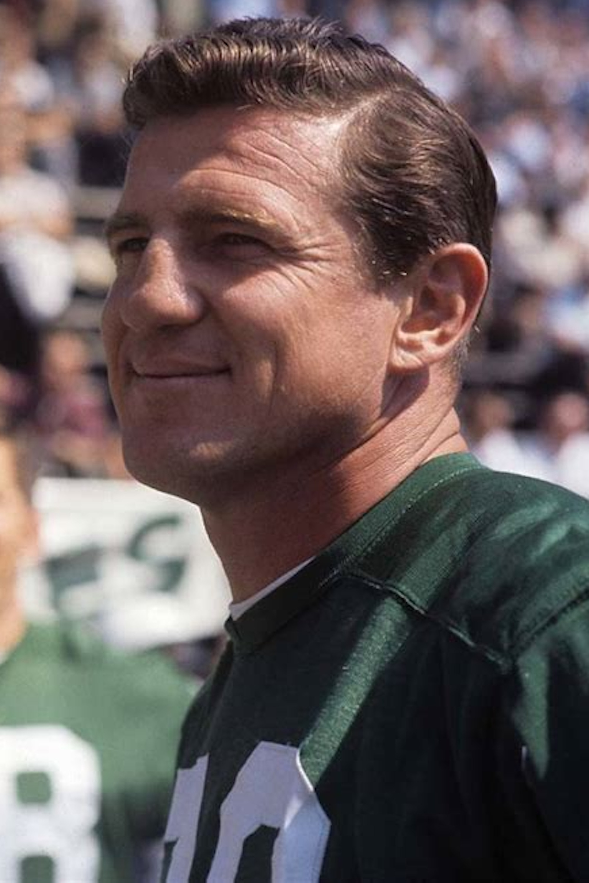 et billede af Chuck Bednarik