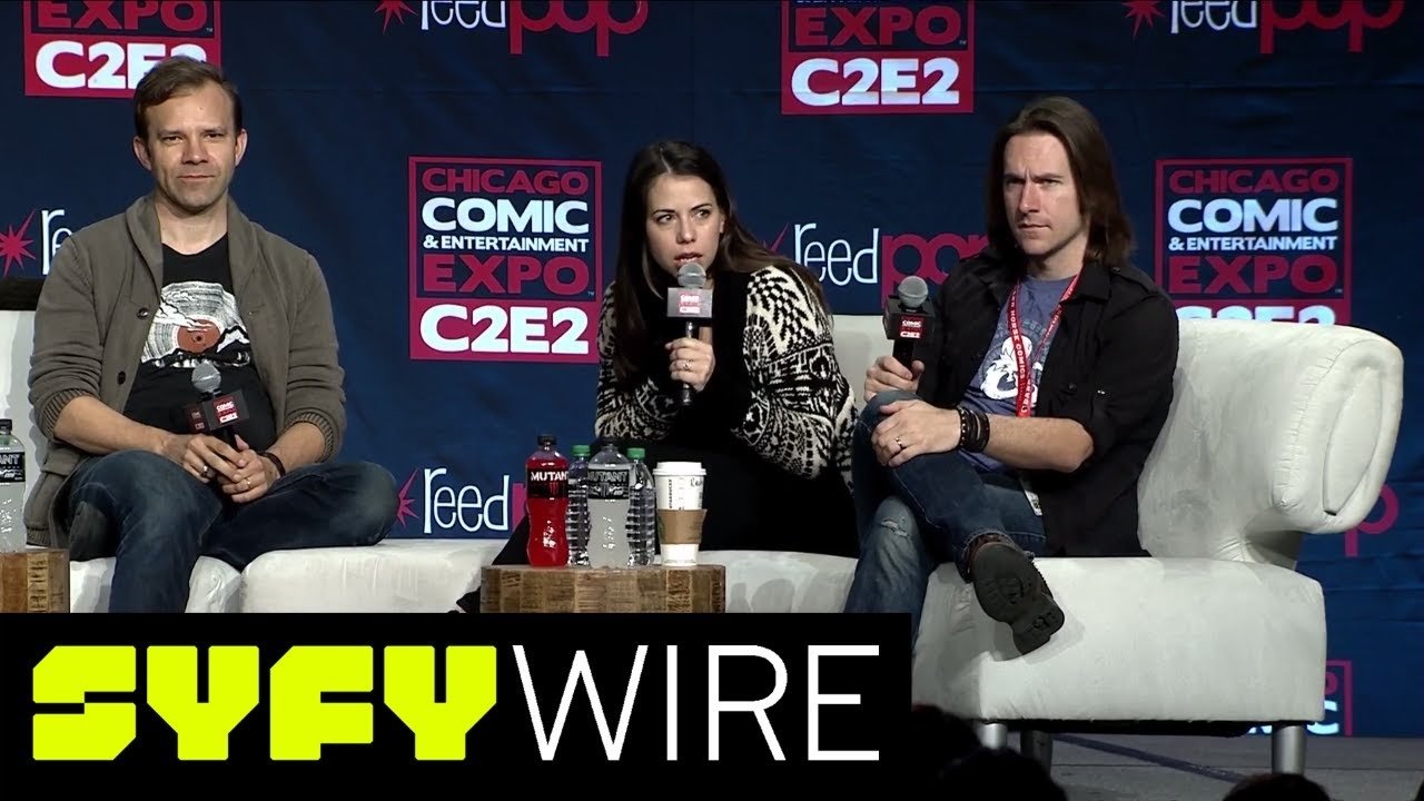 Thumbnail for Critical Role Answers Your Questions - C2E2 2018 Season 0 Episode 68