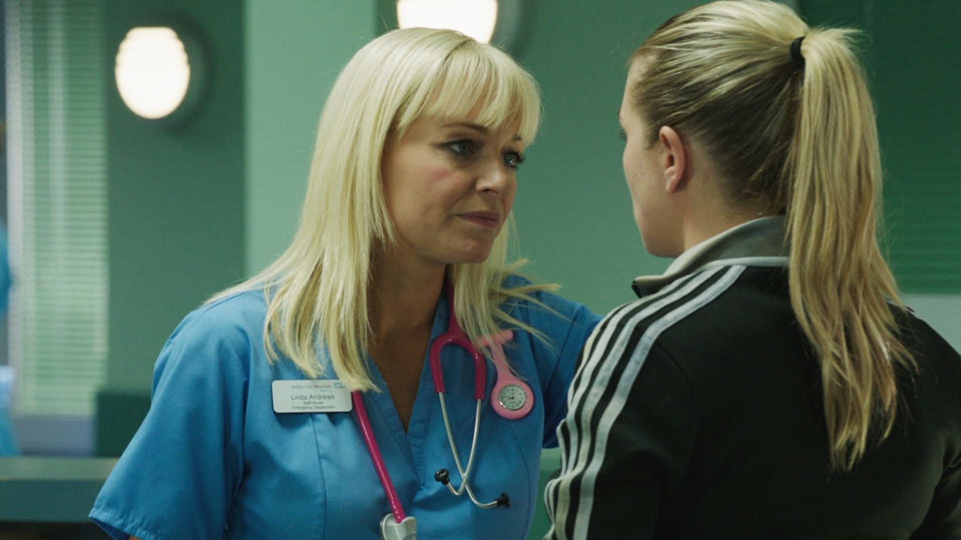 Casualty Season 26 :Episode 19  Trust