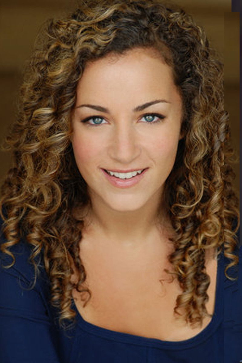 et billede af Leah Abdenour