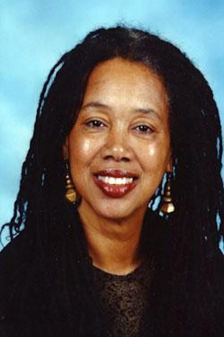 et billede af Alile Sharon Larkin