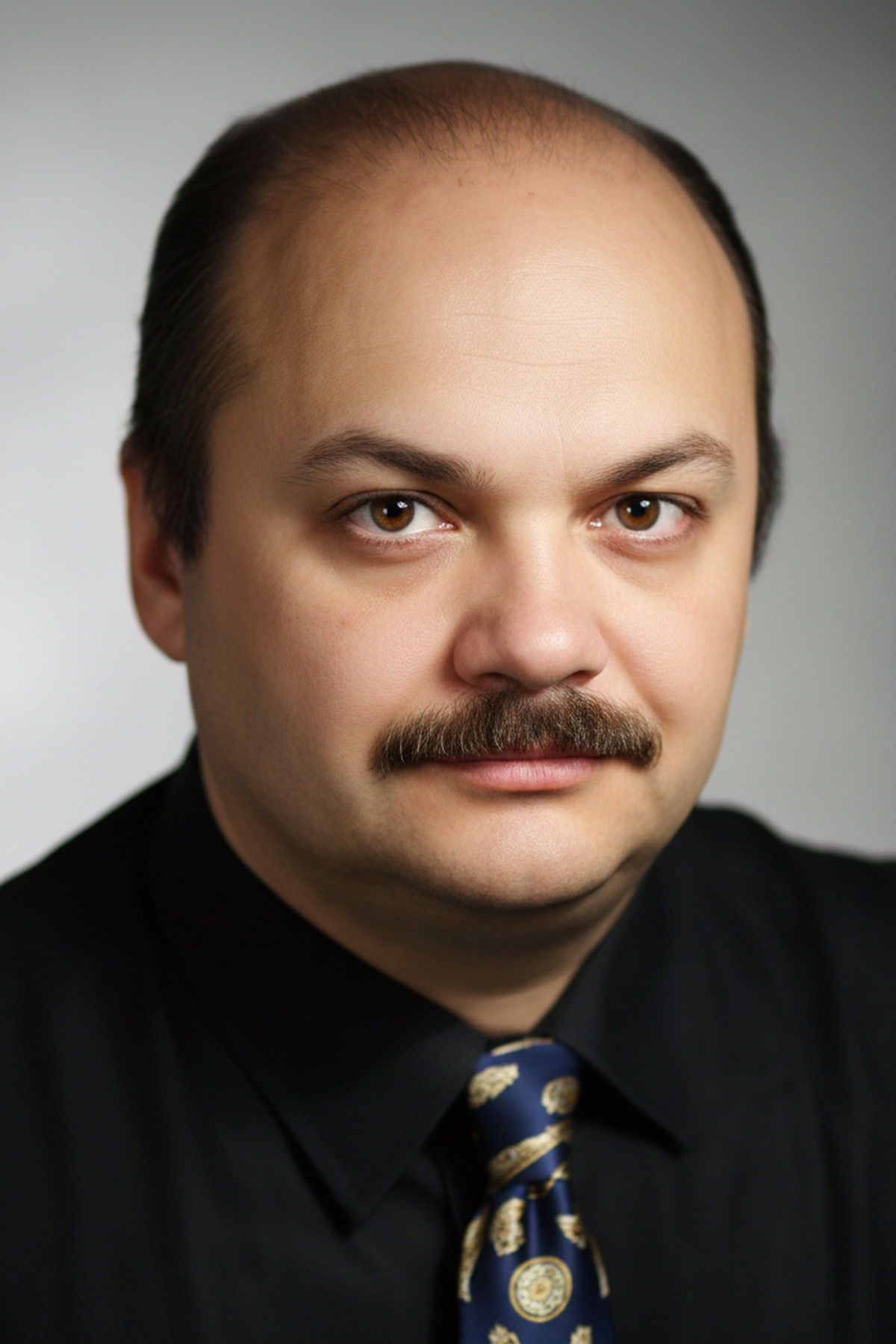 et billede af Teoman Aksoy