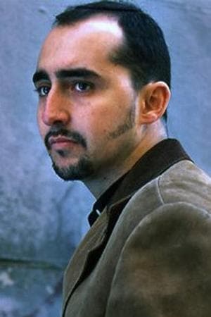 Tuti Fernández | Music Director