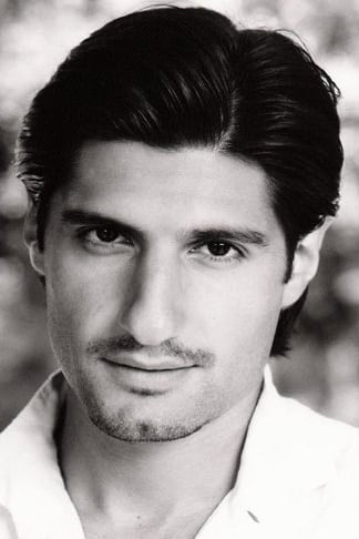 Photo de Kayvan Novak 25871