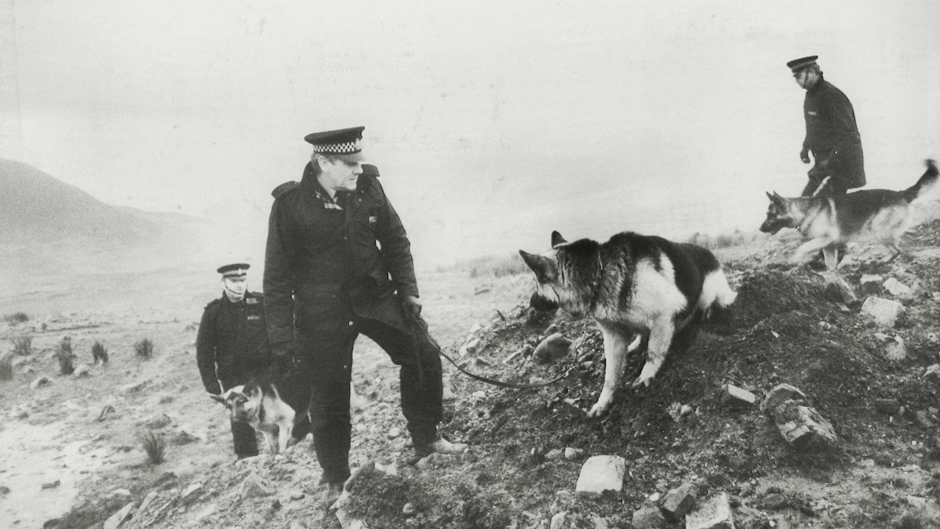 Moors Murders S01E02 backdrop