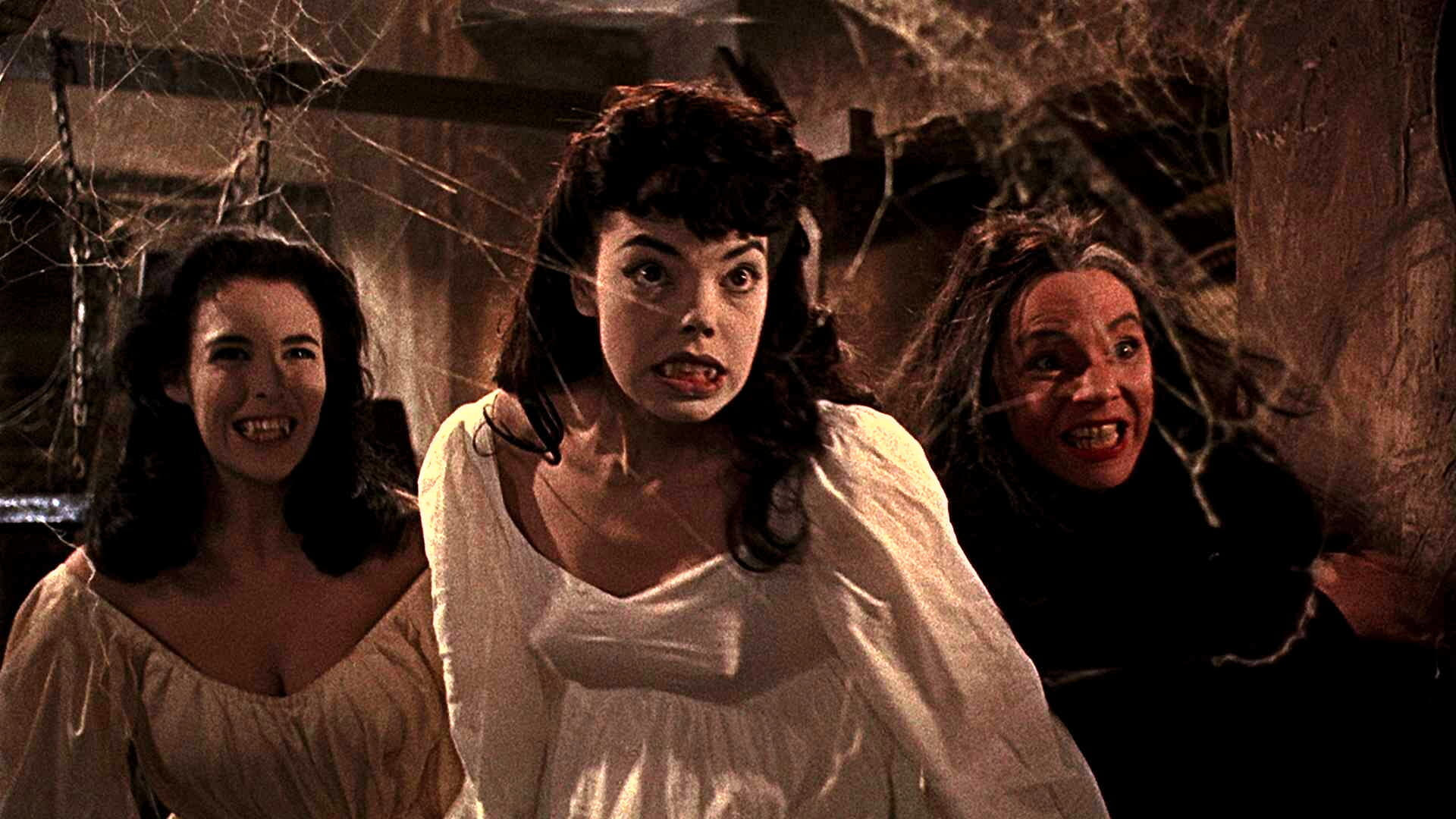 Image du film Les Maîtresses de Dracula bl0mjjkgdpux3icm0lwbiqtcoshjpg