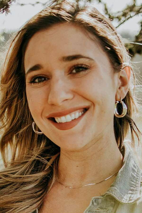 et billede af Claire Coppi