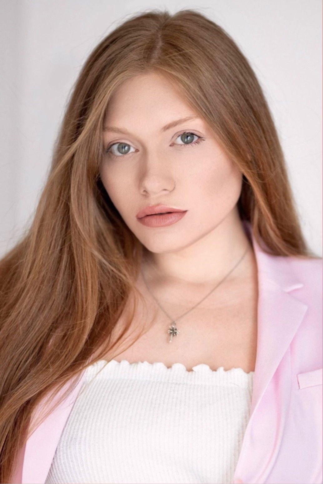 et billede af Ivy Châtelain