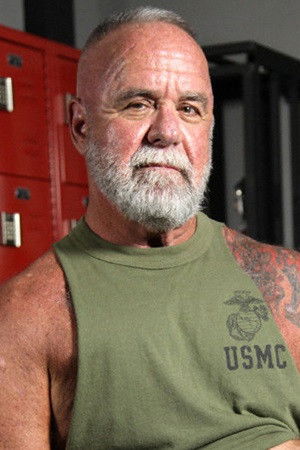 et billede af Jake Shores