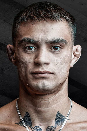 et billede af Louie Lopez