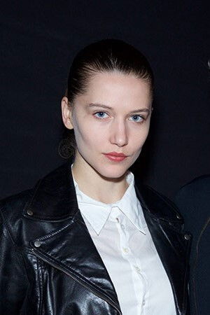 et billede af Hea Deville