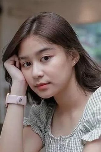 et billede af Aline Fauziah