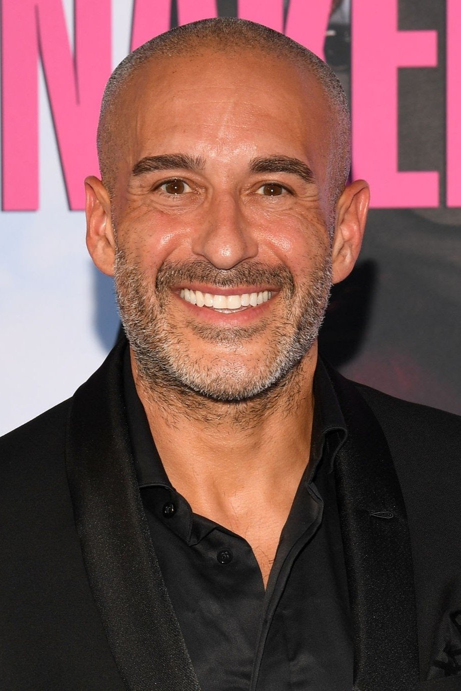 et billede af Jon Anik