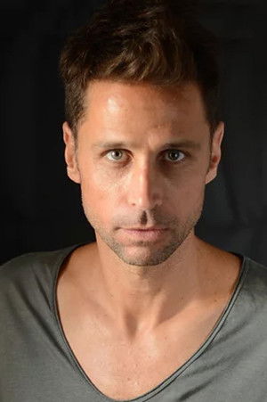 et billede af George Mouriadis