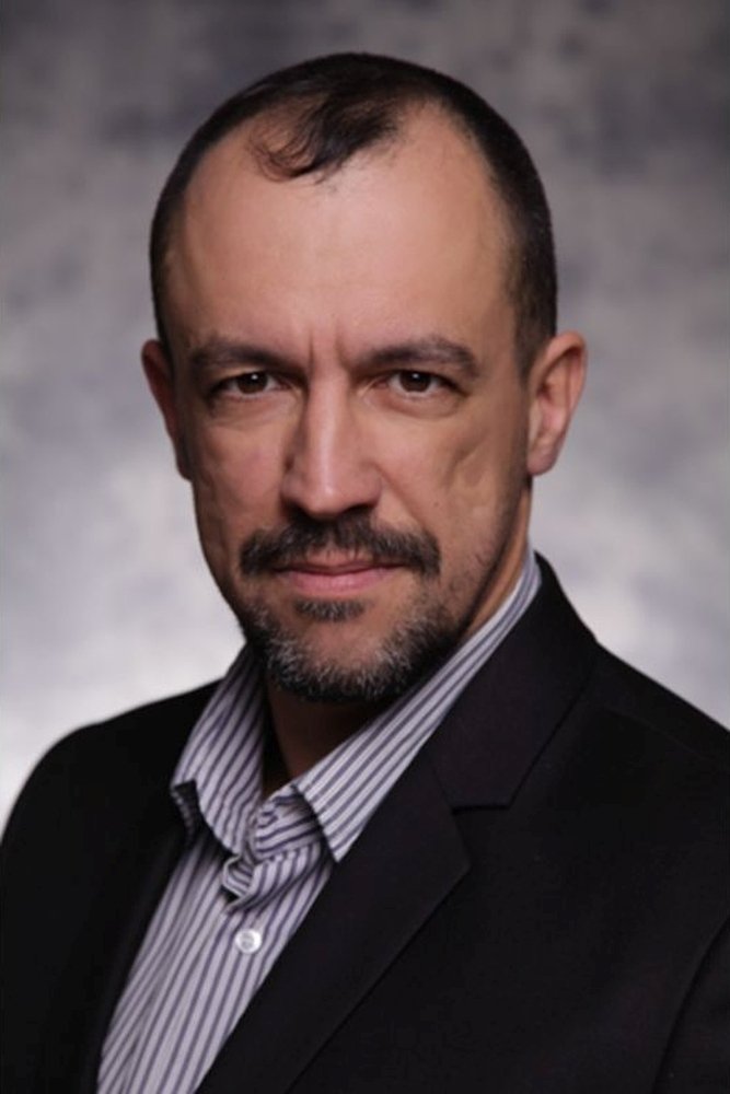 Levente Igaz's picture in the cast