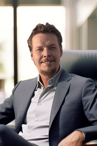 Michael Bud | Director
