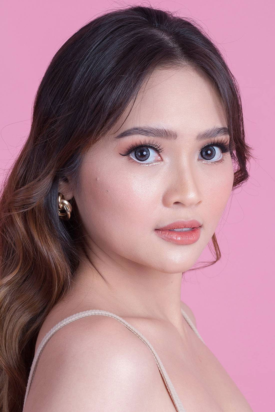 et billede af Charizz Po