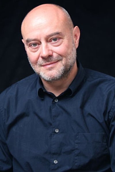 et billede af Steve Karier