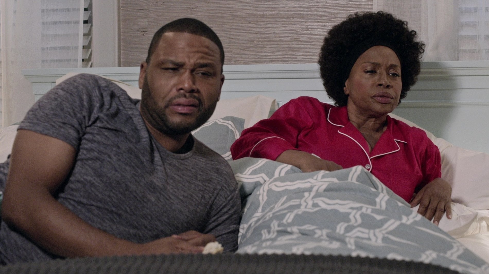 black-ish Season 1 :Episode 8  Oedipal Triangle