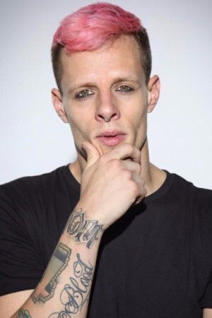 et billede af Boss Doms