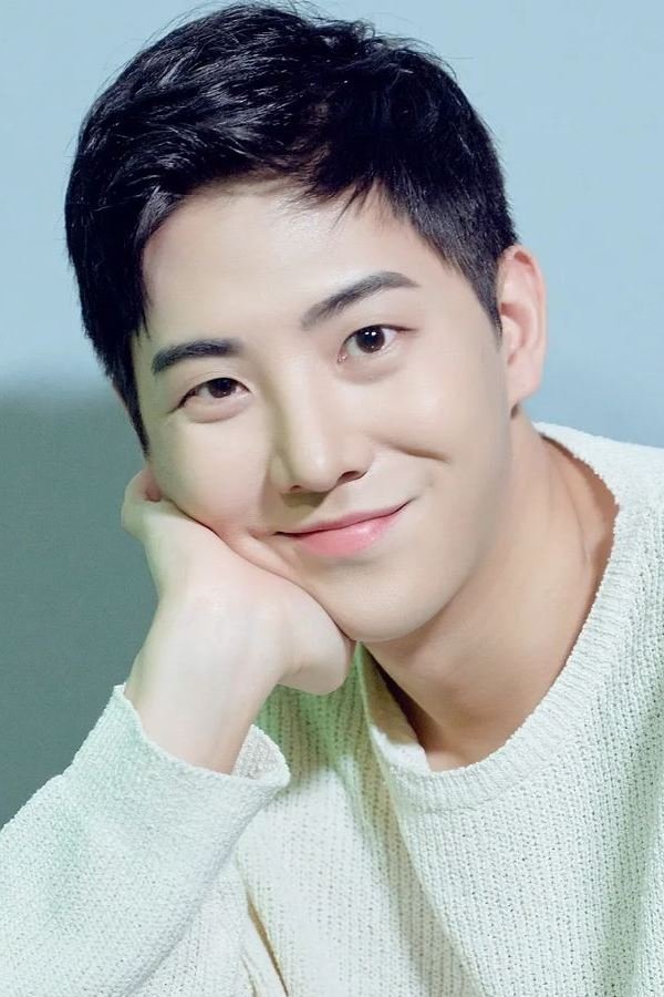 et billede af Kim Hyung-suk