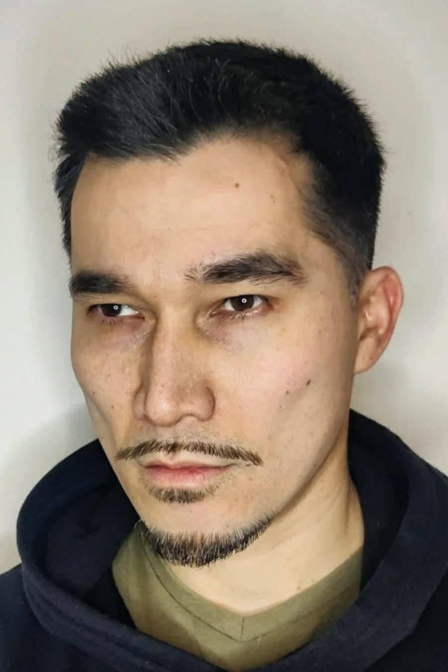 et billede af Alex East