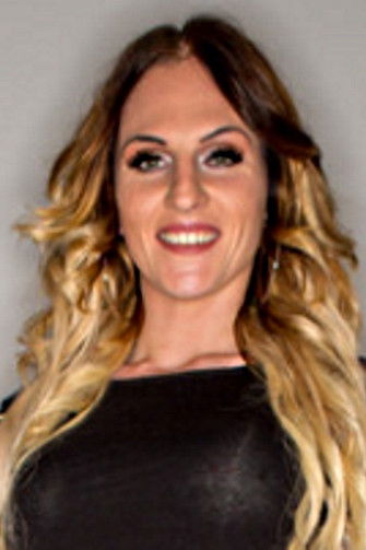 et billede af Nina Angel