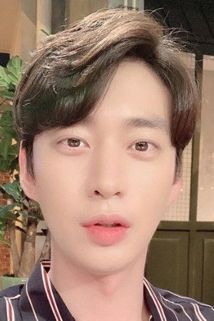 et billede af Kim Yoon-sang