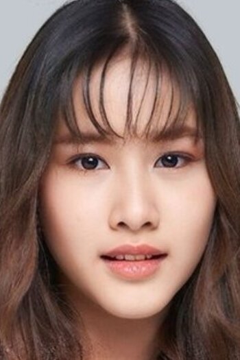 Tunthita Patchoto's picture in the cast