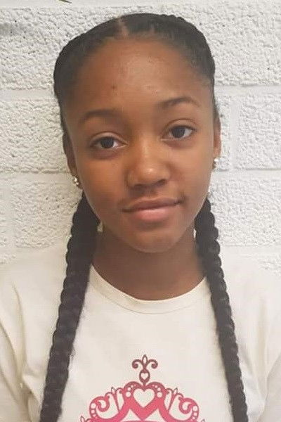 et billede af Jashayra Oehlers