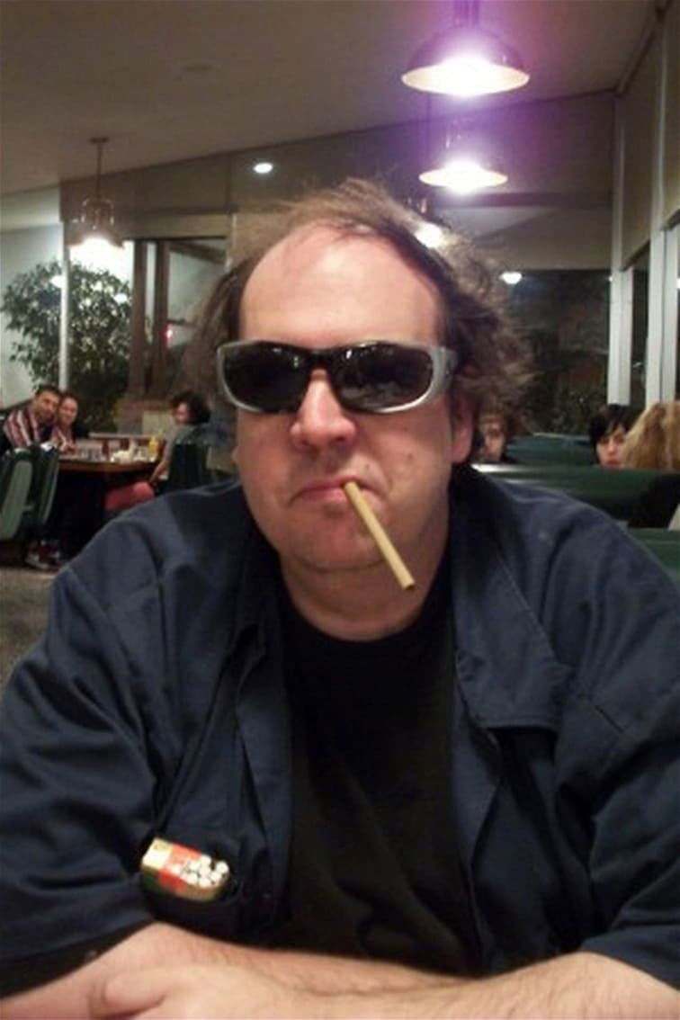 et billede af Damon Packard