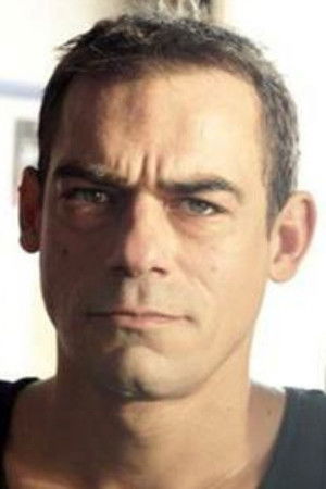 et billede af Carlos López