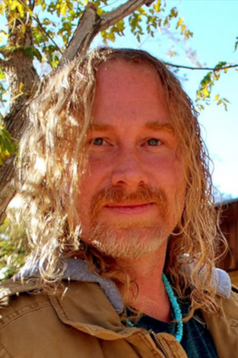 et billede af Jamie Christopher White